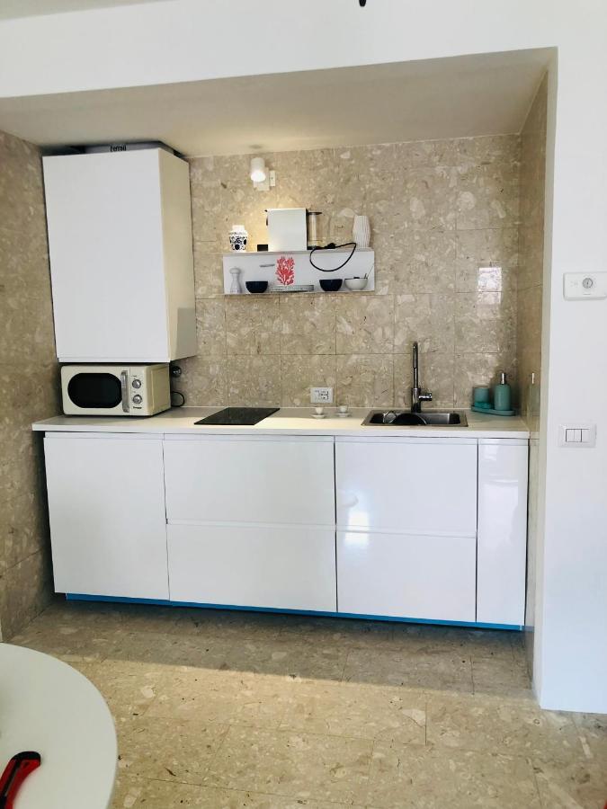San Bernardino Monolocale Con Balcone Appartement Verona Buitenkant foto
