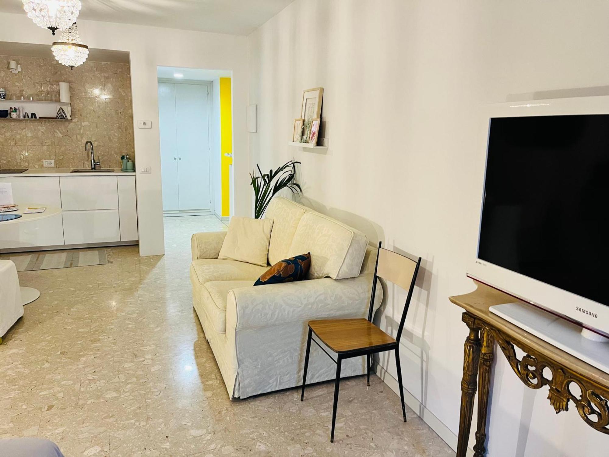 San Bernardino Monolocale Con Balcone Appartement Verona Buitenkant foto