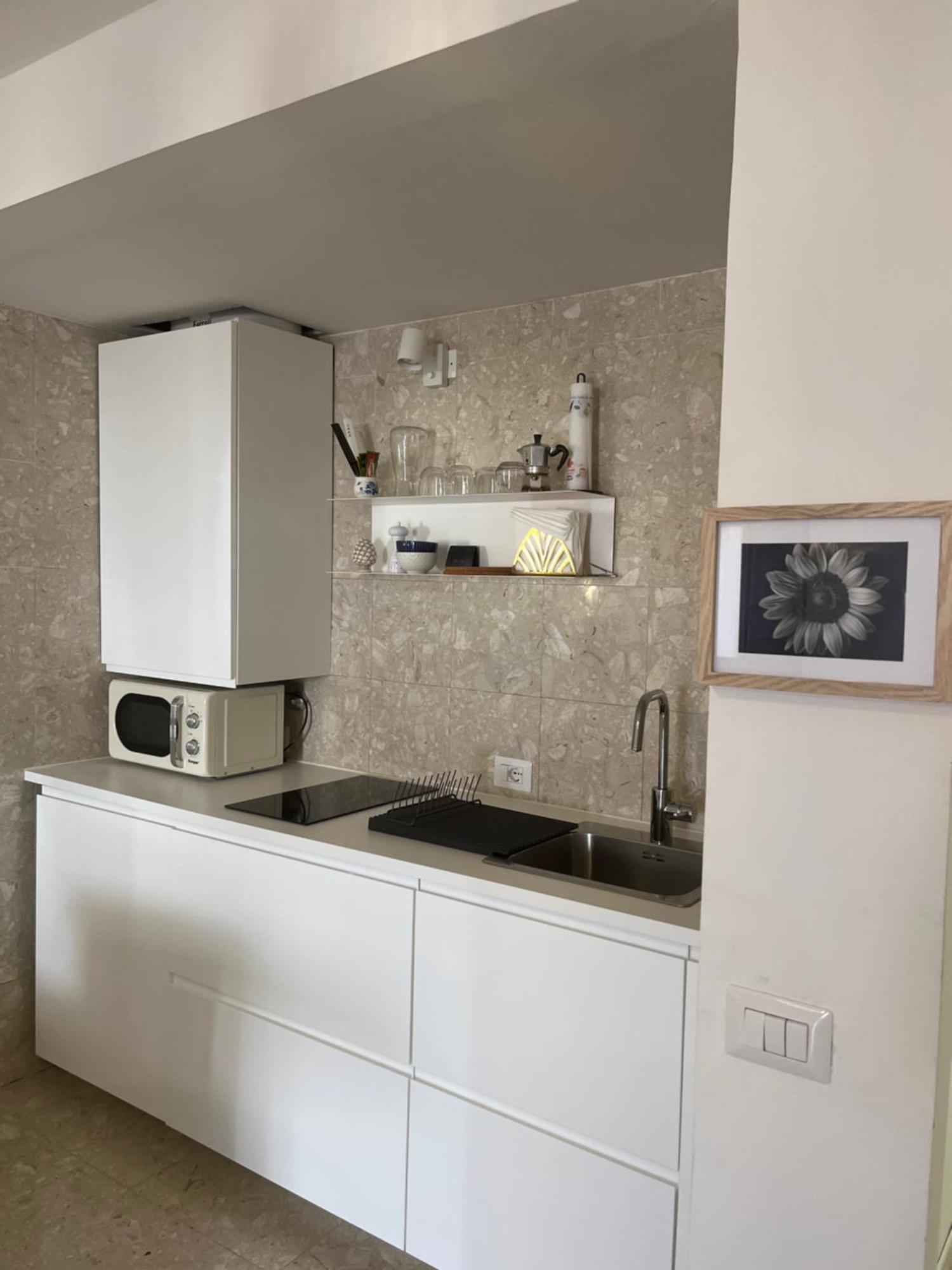 San Bernardino Monolocale Con Balcone Appartement Verona Buitenkant foto