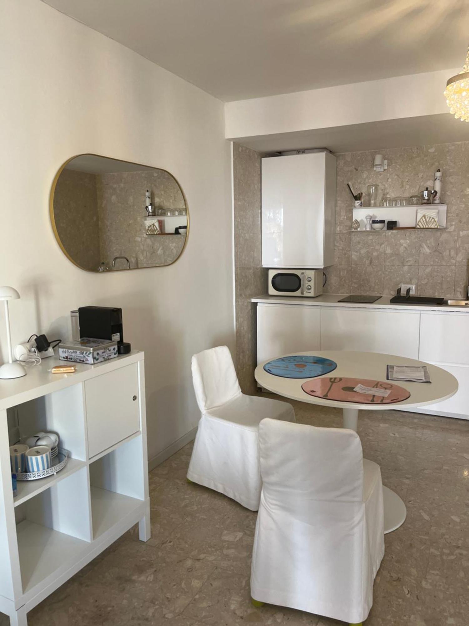 San Bernardino Monolocale Con Balcone Appartement Verona Buitenkant foto